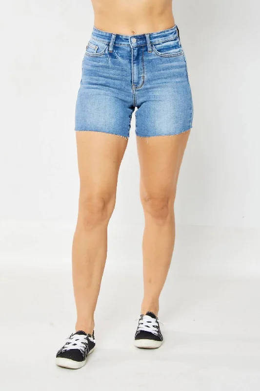 High Waist Shorts In Medium Wash