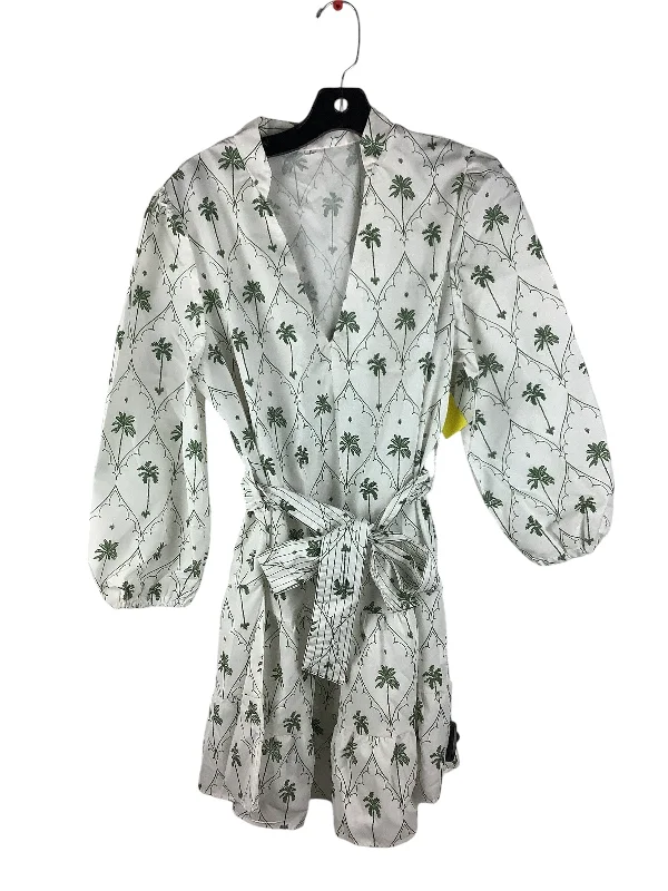 Dress Casual Short By Clothes Mentor In Green & White, Size: L